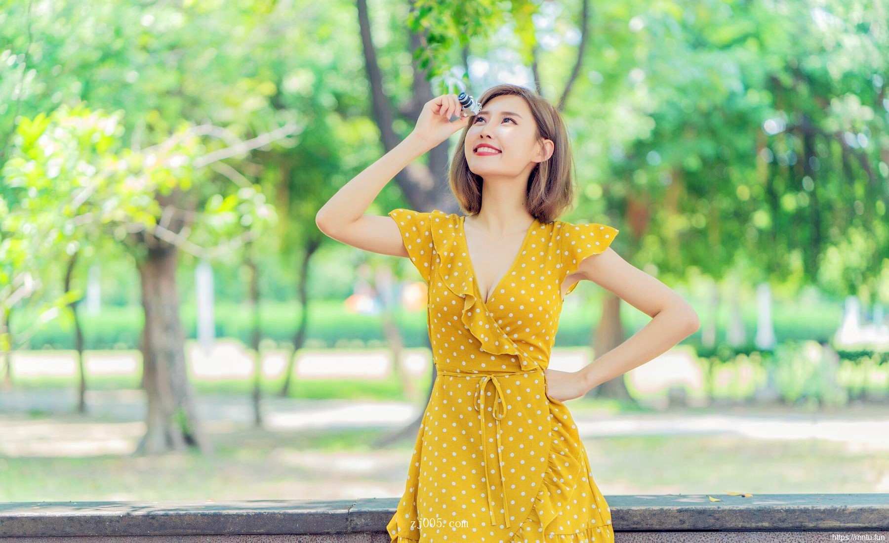 短发美女精品图片夏天时光连衣裙可爱小清新写真