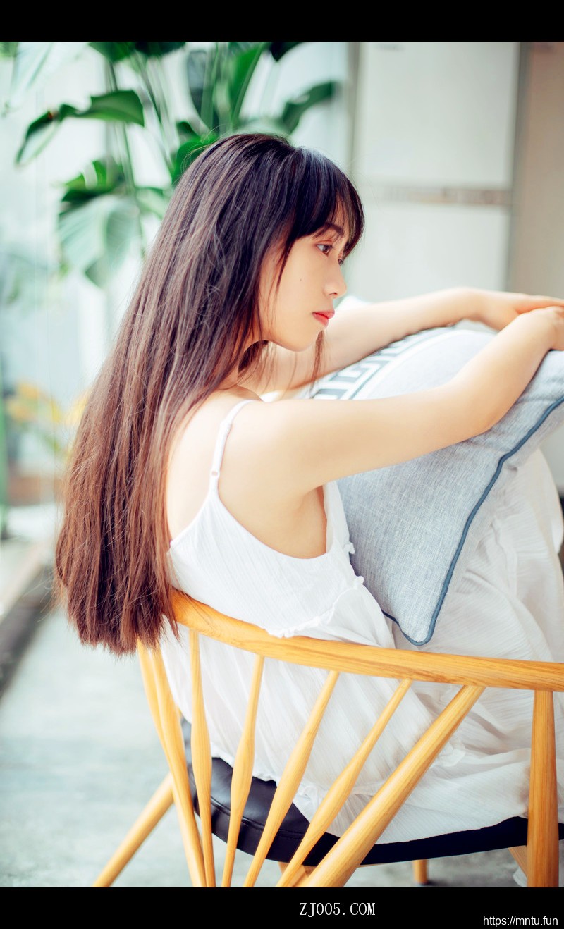 清纯美女大学生性感制服诱惑妹子图片合集