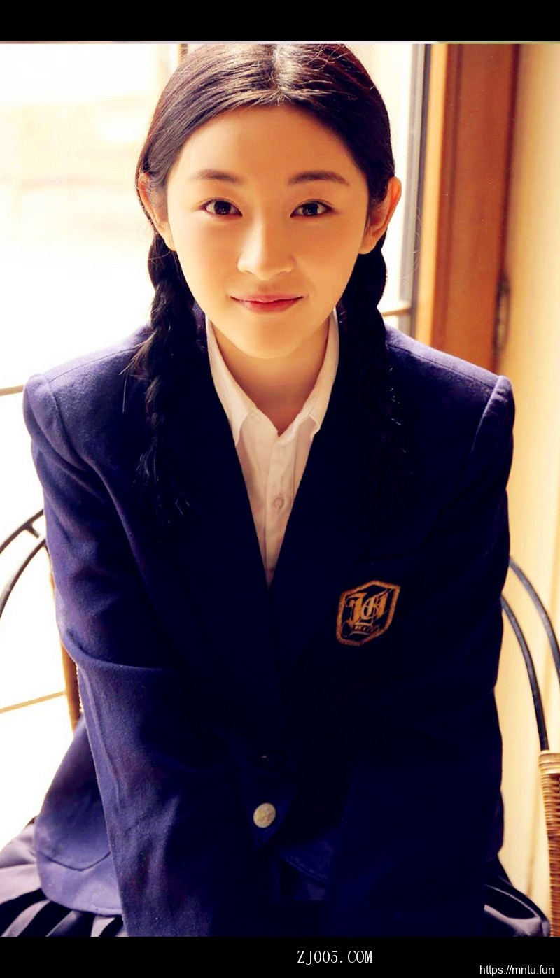 清纯美女大学生性感制服诱惑妹子图片合集