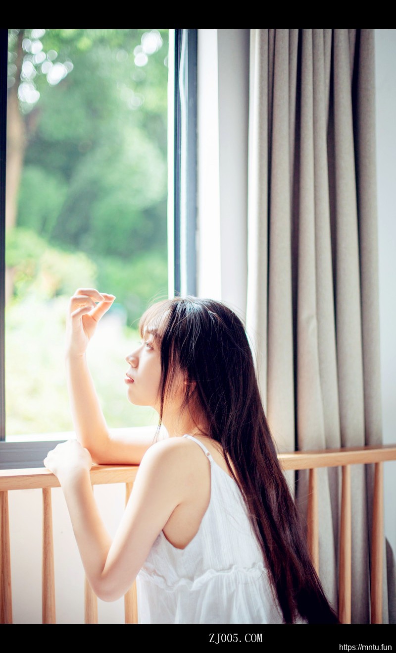 清纯美女大学生性感制服诱惑妹子图片合集