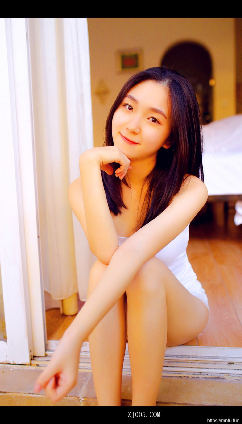 清纯美女大学生性感制服诱惑妹子图片合集