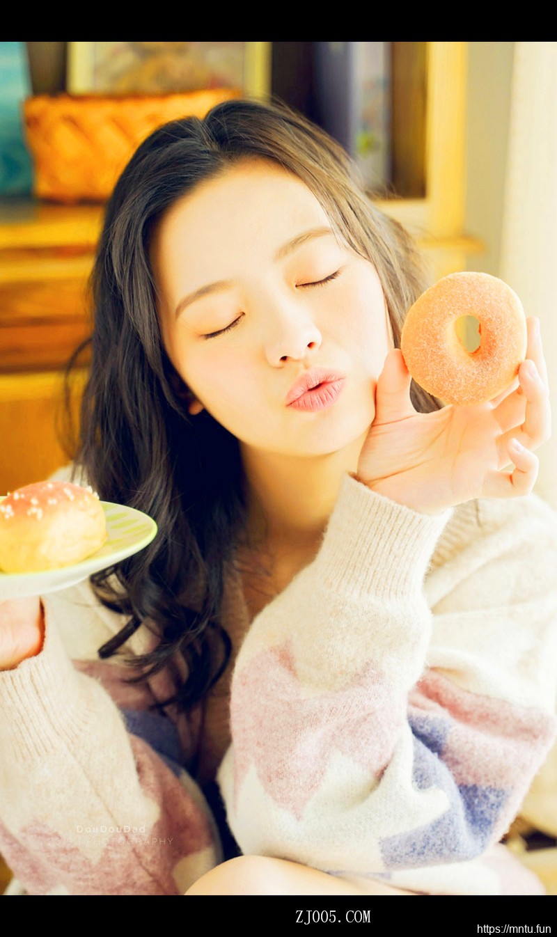 清纯美女大学生性感制服诱惑妹子图片合集