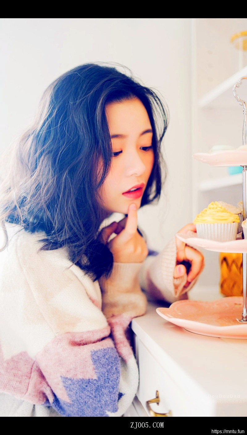 清纯美女大学生性感制服诱惑妹子图片合集