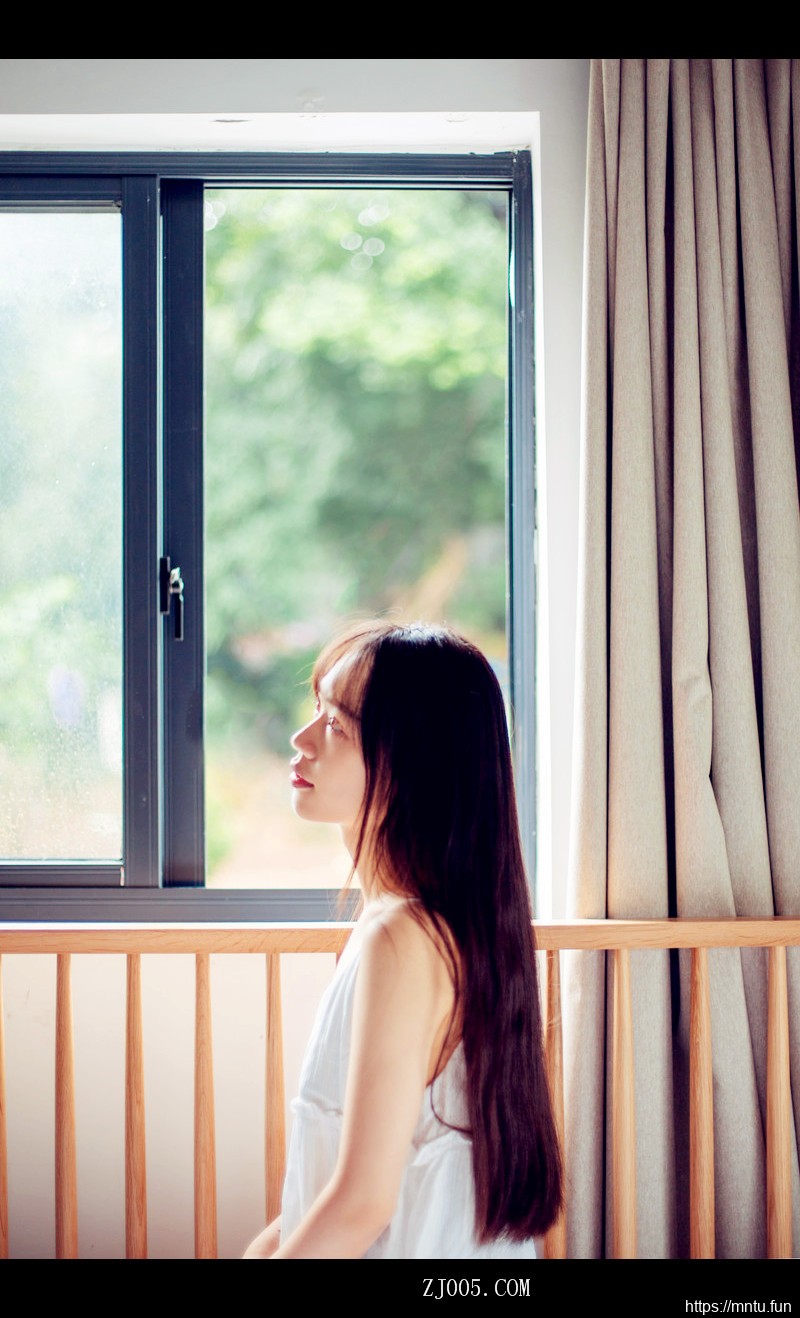 清纯美女大学生性感制服诱惑妹子图片合集