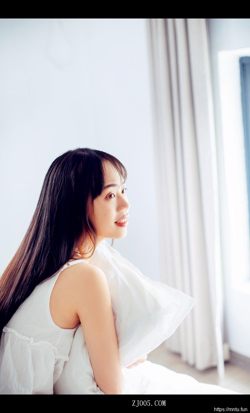 清纯美女大学生性感制服诱惑妹子图片合集