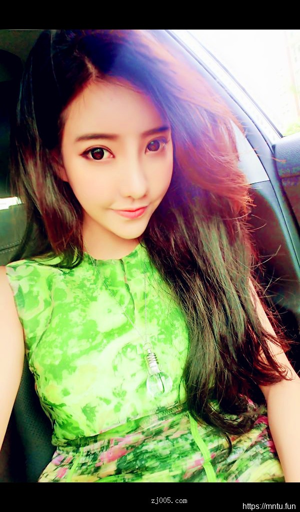 清纯美女图片合集一个比一个美尽显青春靓丽曲线！