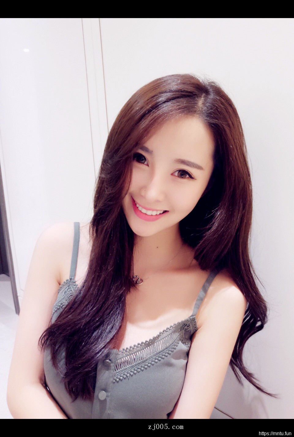 清纯美女图片合集一个比一个美尽显青春靓丽曲线！