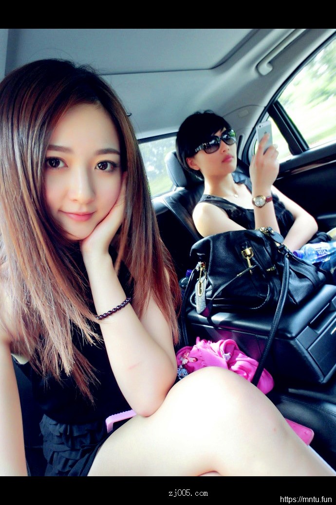 清纯美女图片合集一个比一个美尽显青春靓丽曲线！