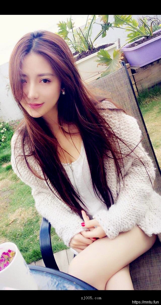 清纯美女图片合集一个比一个美尽显青春靓丽曲线！