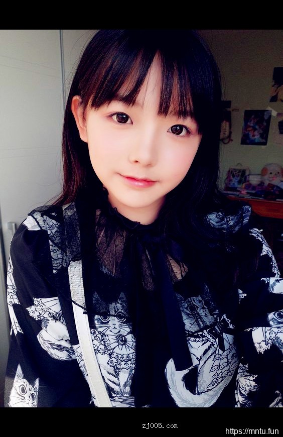 清纯美女图片合集一个比一个美尽显青春靓丽曲线！