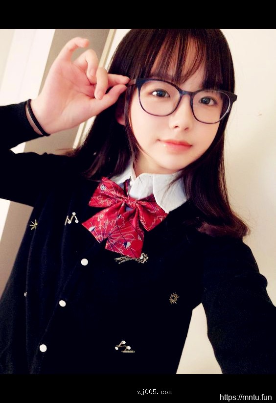 清纯美女图片合集一个比一个美尽显青春靓丽曲线！