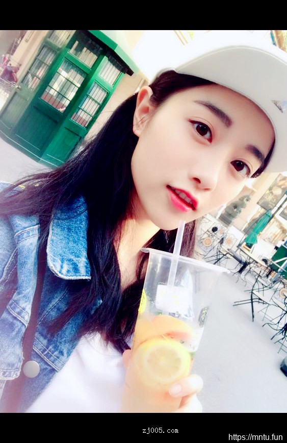 清纯美女图片合集一个比一个美尽显青春靓丽曲线！