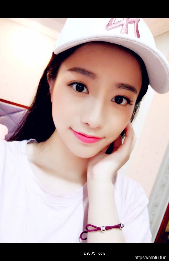 清纯美女图片合集一个比一个美尽显青春靓丽曲线！