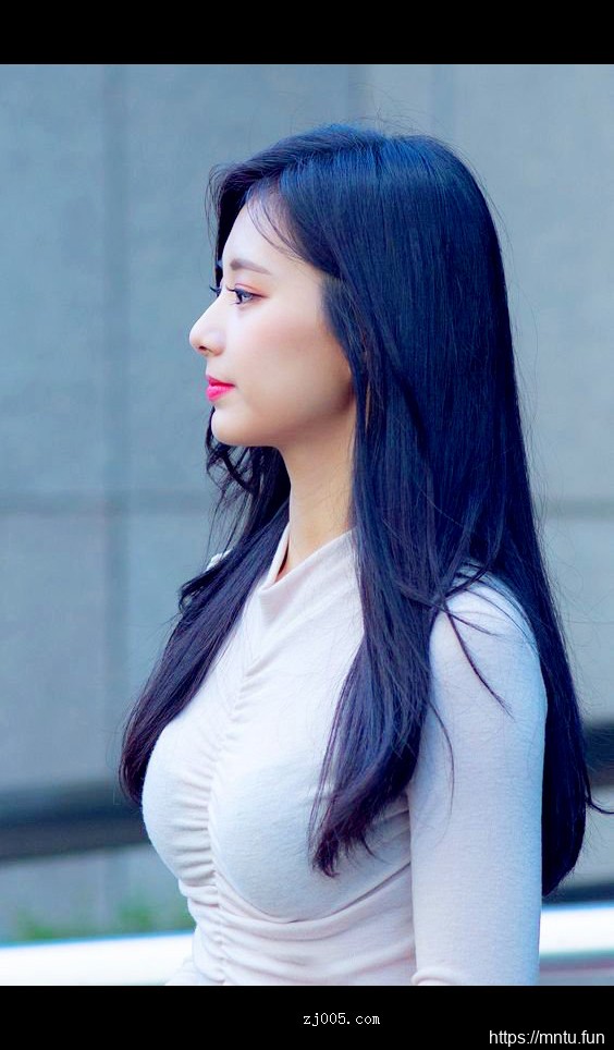 清纯美女图片合集一个比一个美尽显青春靓丽曲线！