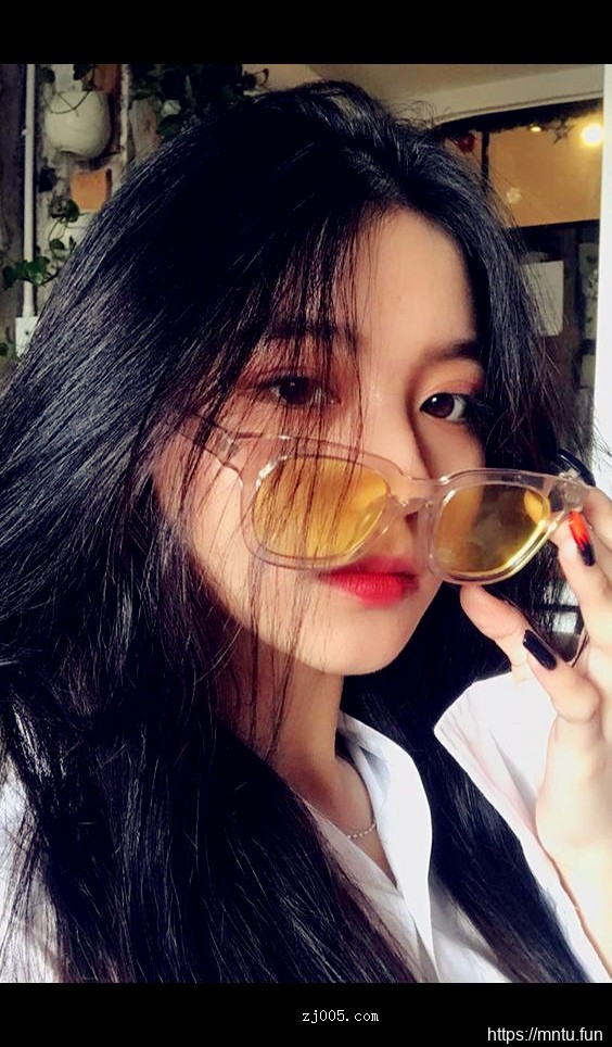 清纯美女图片合集一个比一个美尽显青春靓丽曲线！