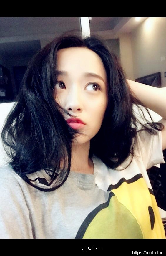 清纯美女图片合集一个比一个美尽显青春靓丽曲线！