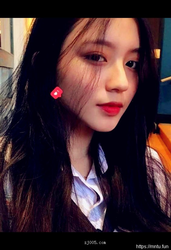 清纯美女图片合集一个比一个美尽显青春靓丽曲线！