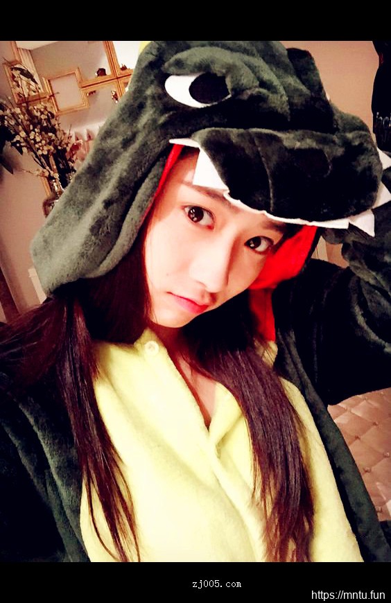 清纯美女图片合集一个比一个美尽显青春靓丽曲线！