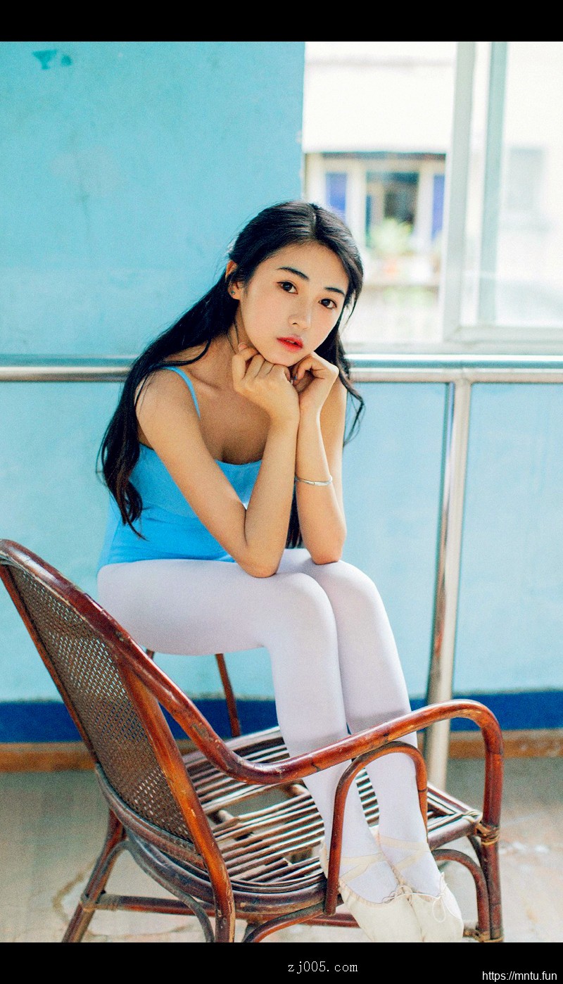 清纯美女图片合集一个比一个美尽显青春靓丽曲线！