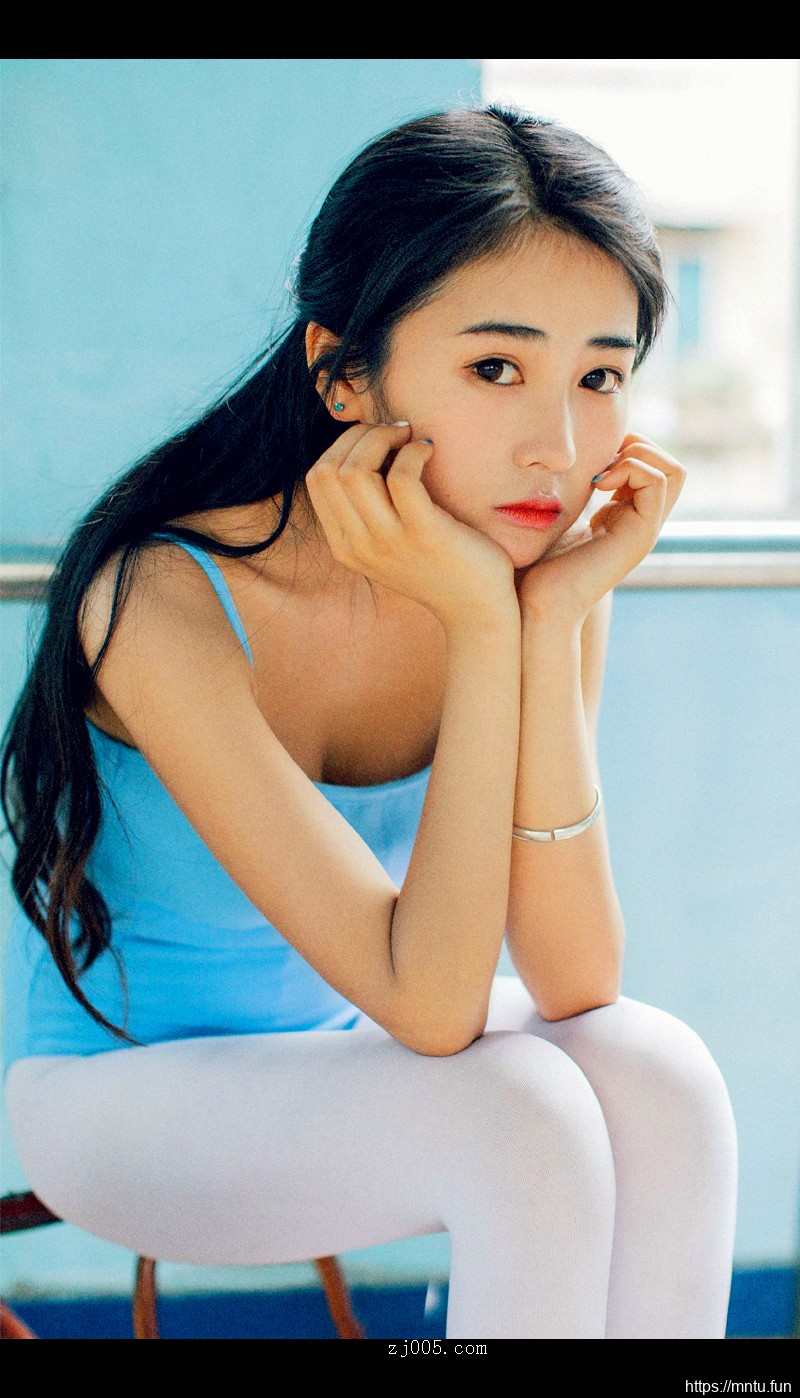 清纯美女图片合集一个比一个美尽显青春靓丽曲线！