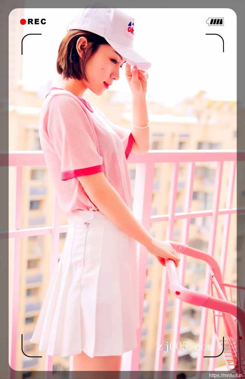 清纯美女演绎最美校花萝莉少女私房写真图片