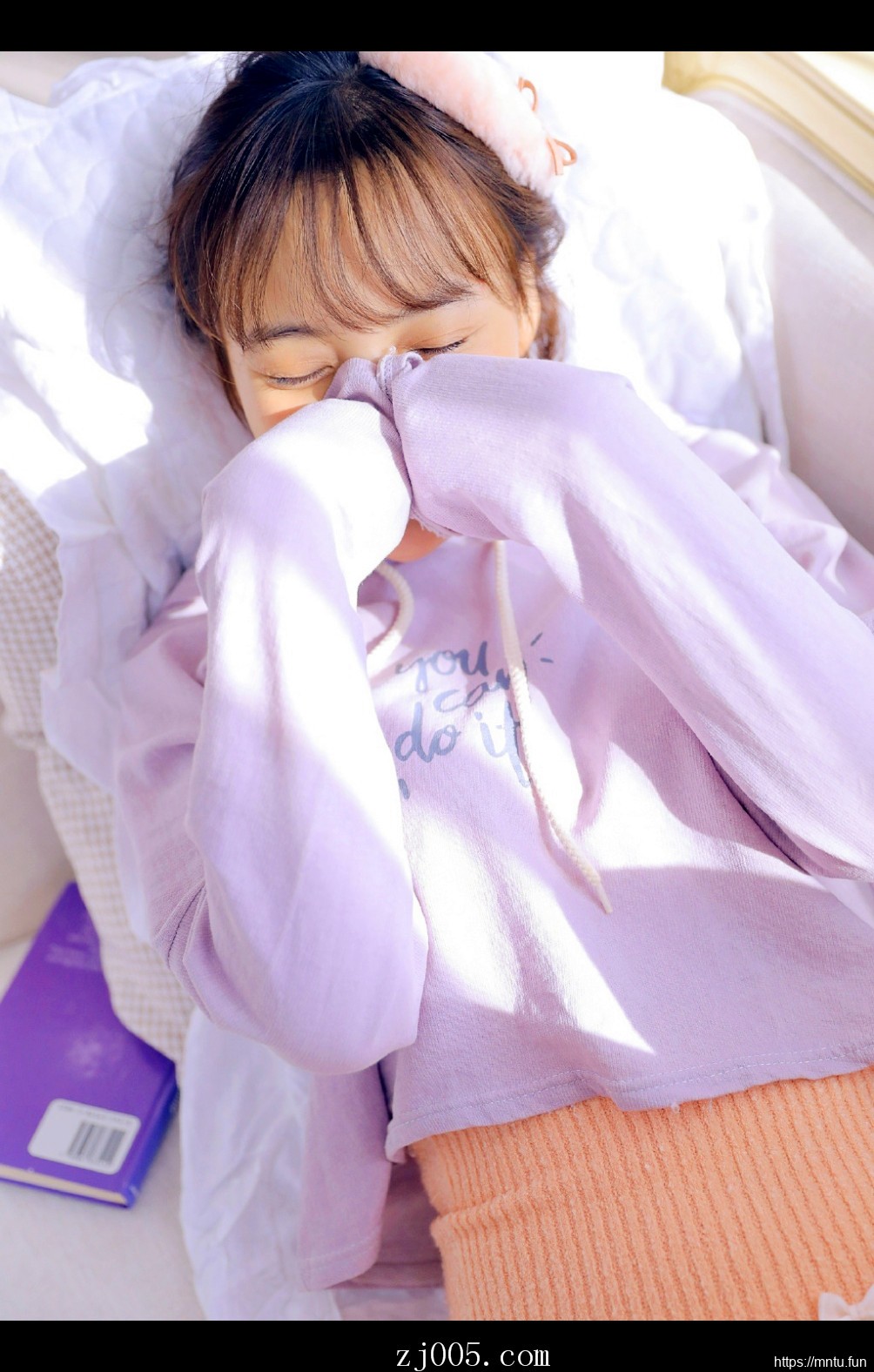 清纯美少女唯美写真有一个是我善良的小姨子