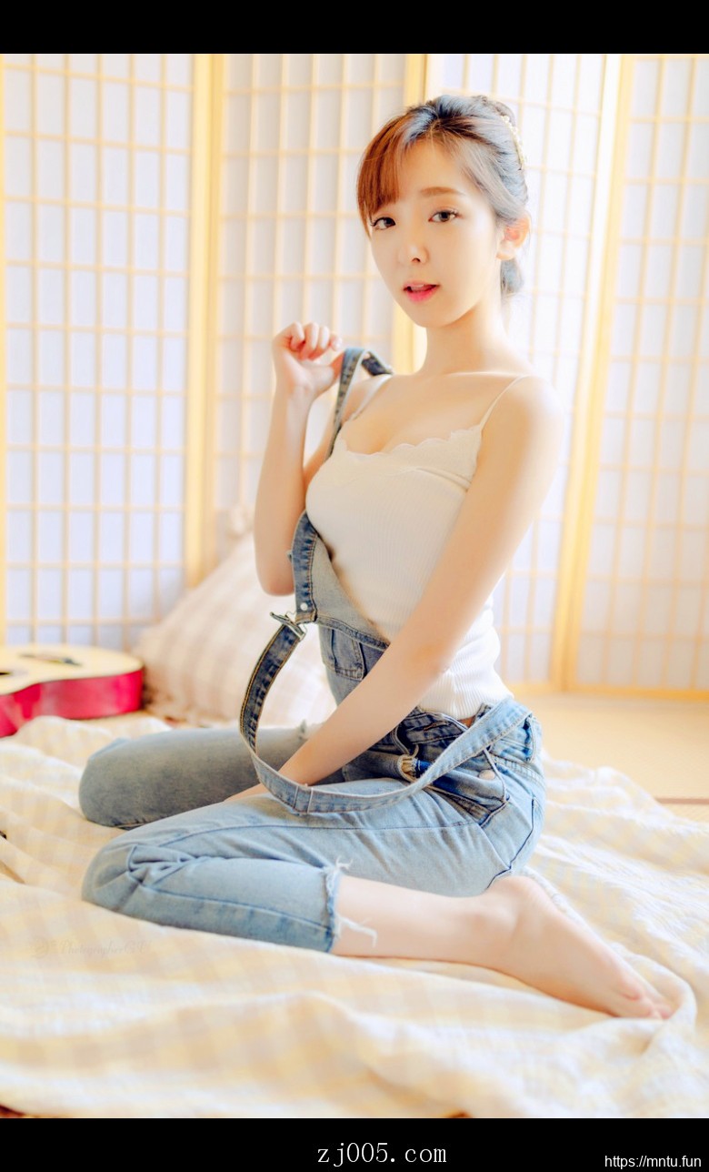 清纯美少女唯美写真有一个是我善良的小姨子
