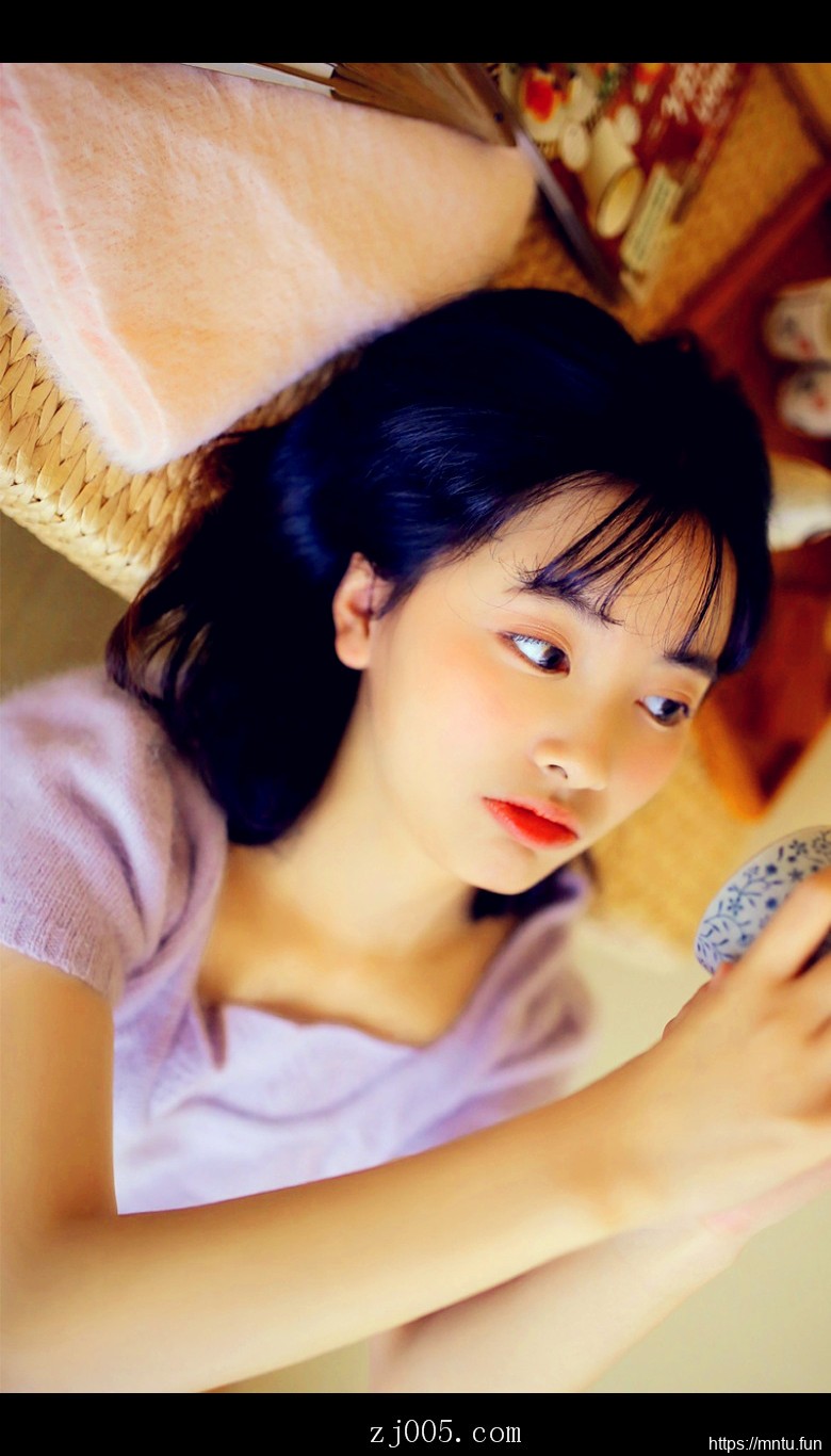 清纯美少女唯美写真有一个是我善良的小姨子