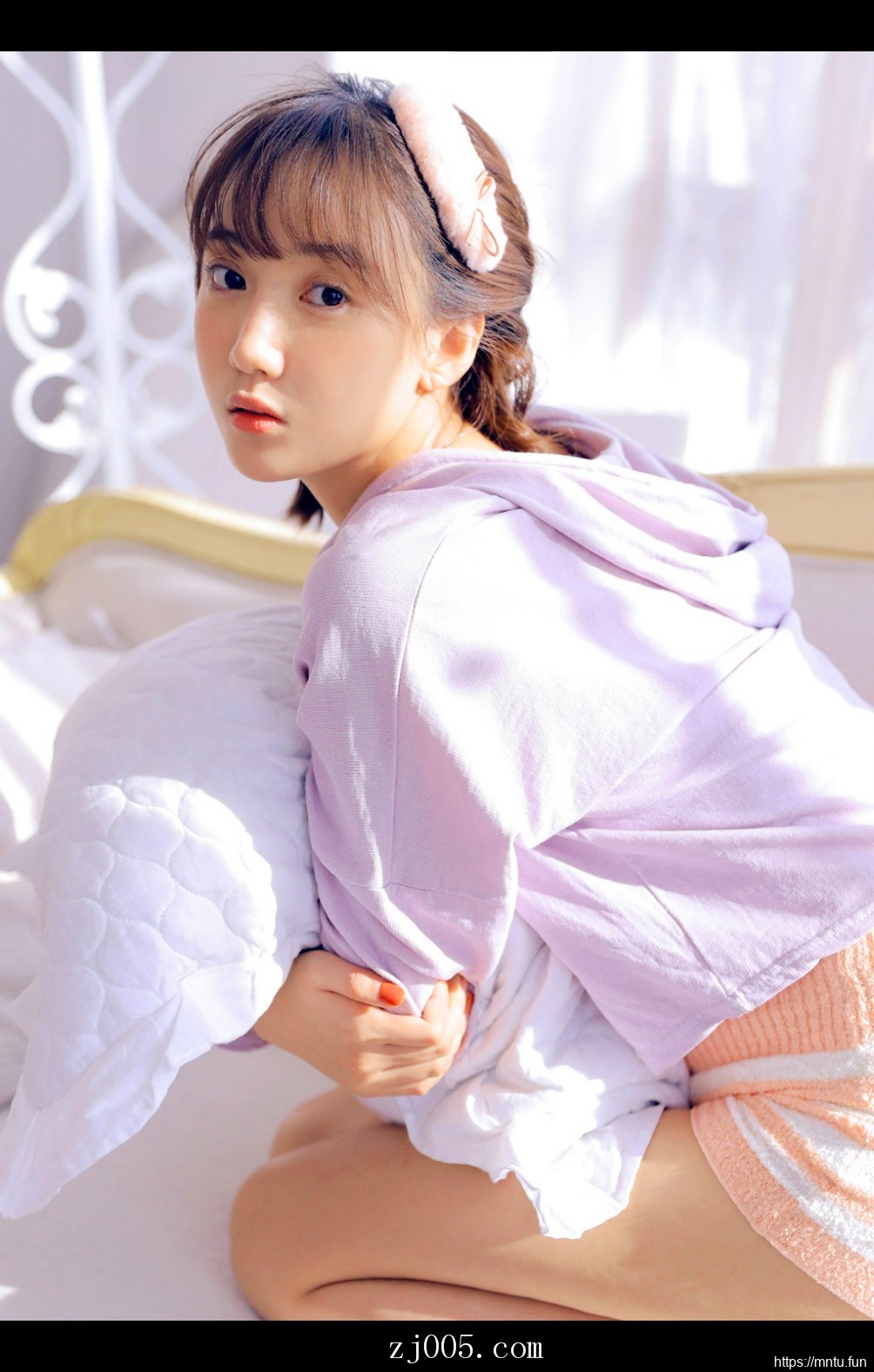 清纯美少女唯美写真有一个是我善良的小姨子