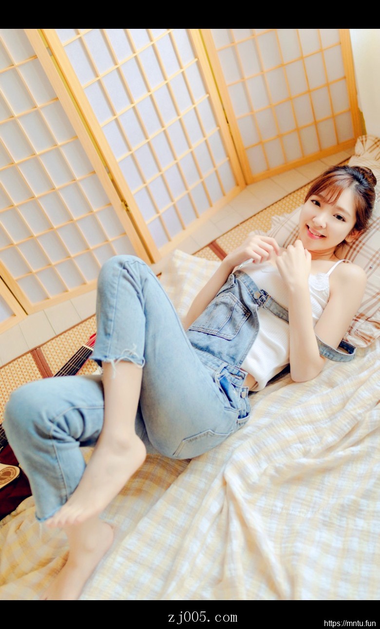 清纯美少女唯美写真有一个是我善良的小姨子