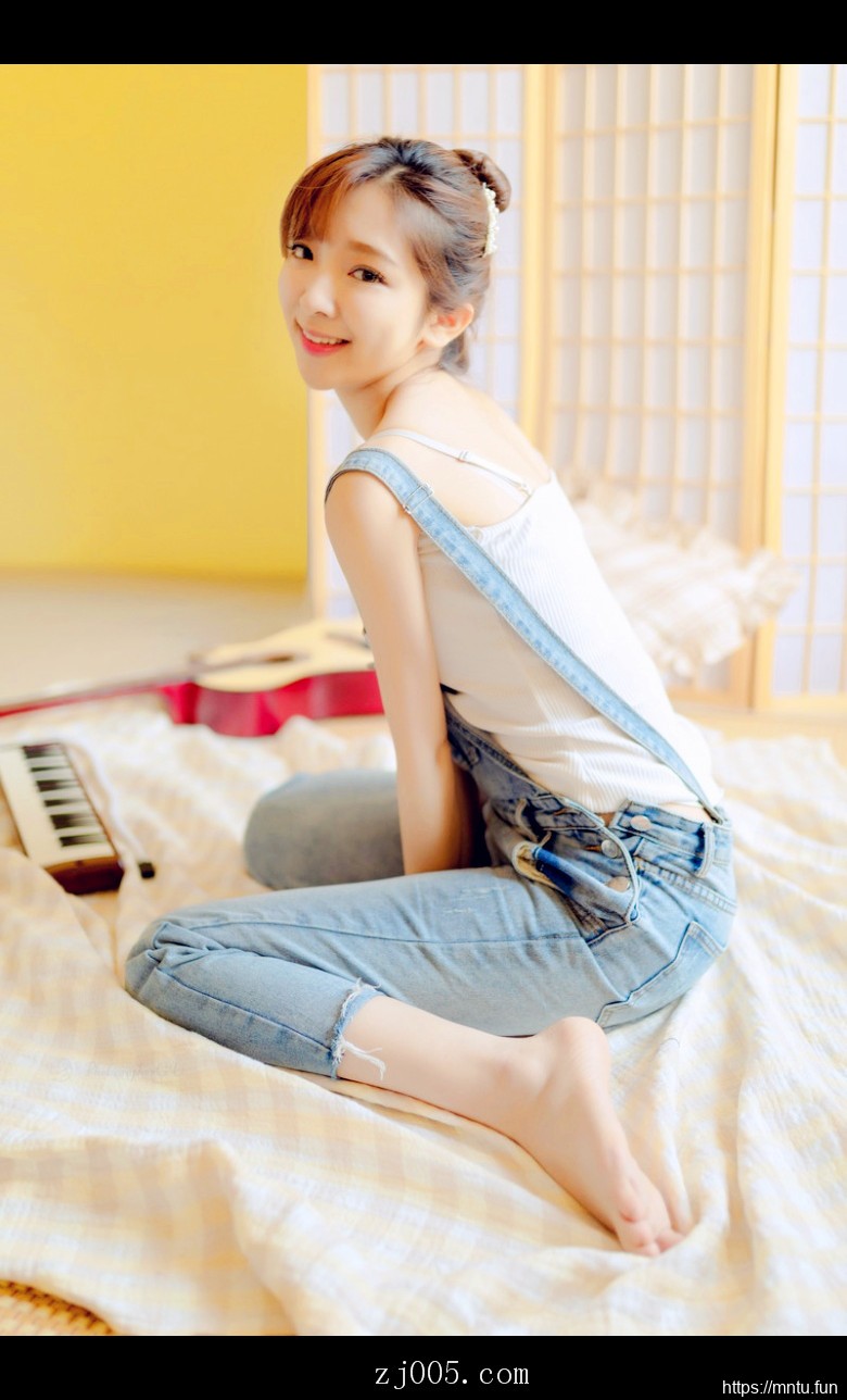 清纯美少女唯美写真有一个是我善良的小姨子