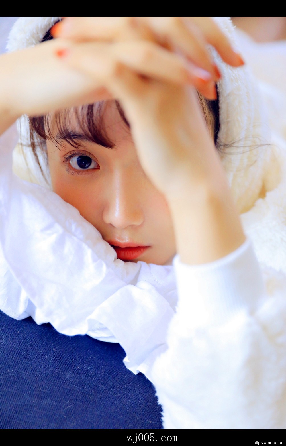 清纯美少女唯美写真有一个是我善良的小姨子