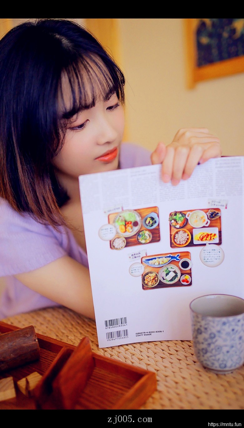 清纯美少女唯美写真有一个是我善良的小姨子