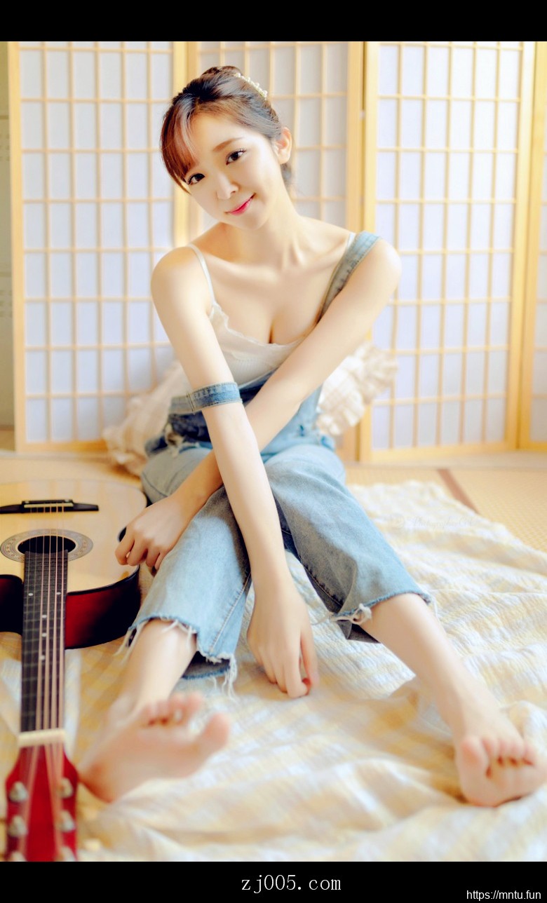 清纯美少女唯美写真有一个是我善良的小姨子