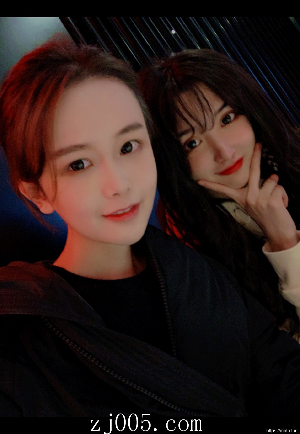 清纯羞涩美女MM十七岁的雨季妹子图