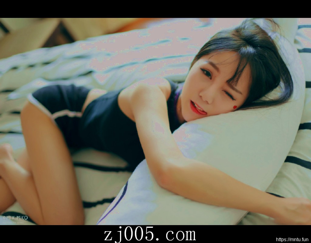 清纯羞涩美女MM十七岁的雨季妹子图