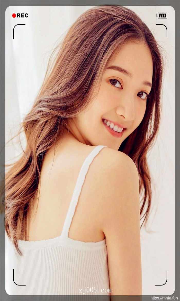 白皙美腿美女私房高清写真图片