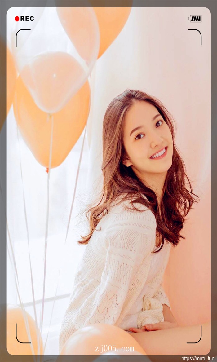 白皙美腿美女私房高清写真图片