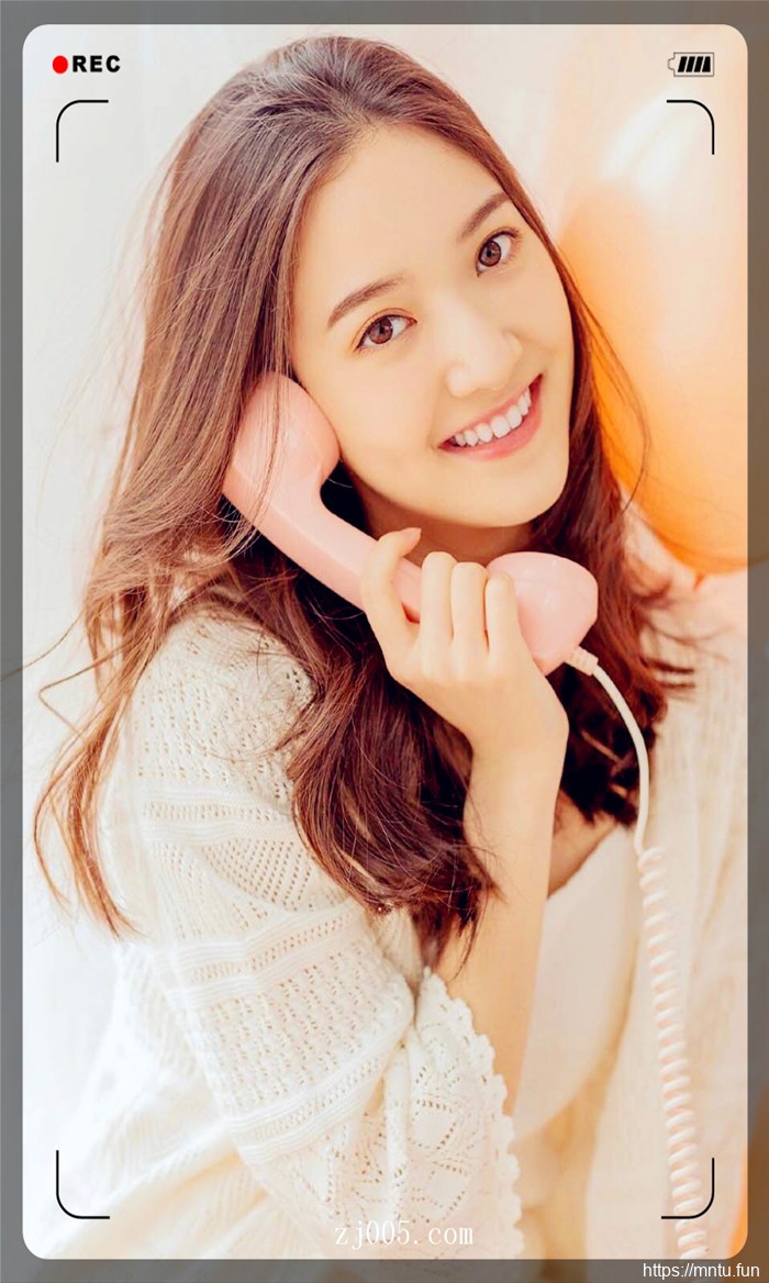 白皙美腿美女私房高清写真图片