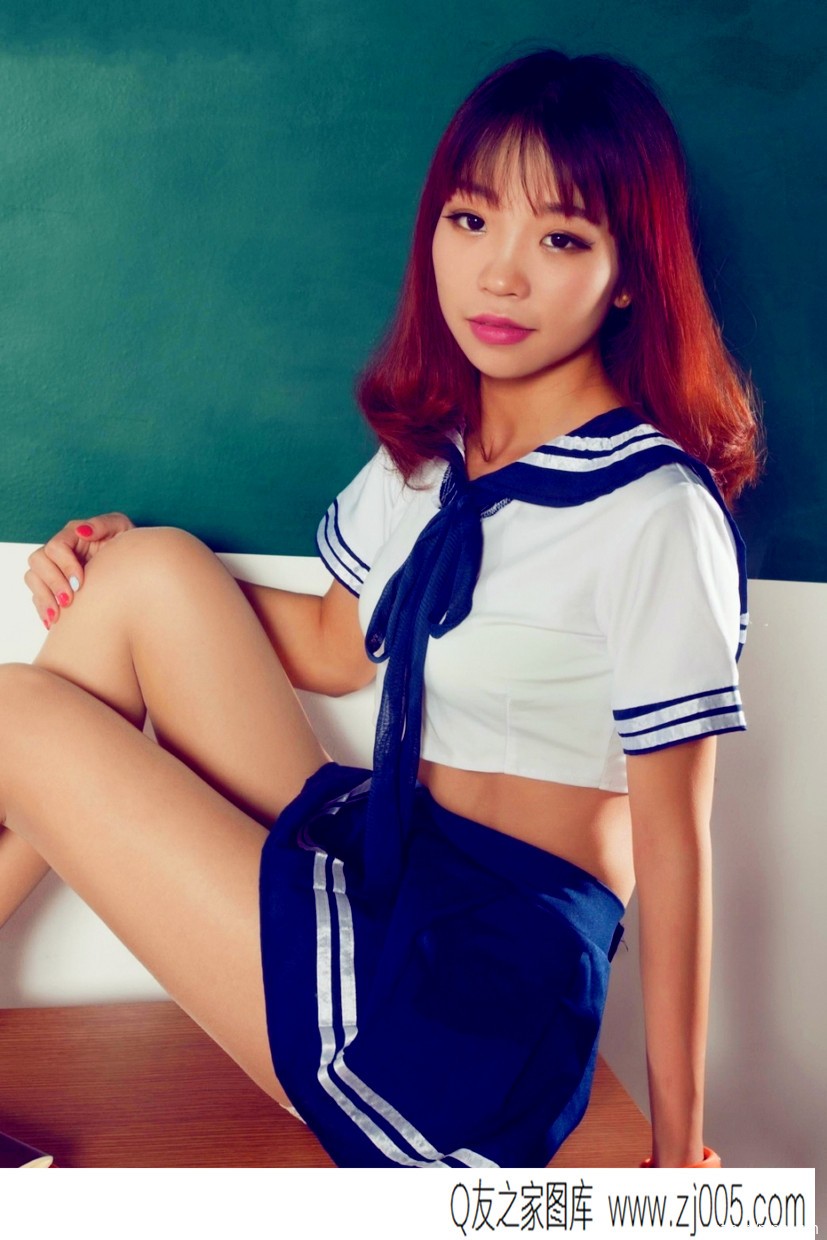 美腿人体艺术liya蓝色学生制服肉丝美腿写真