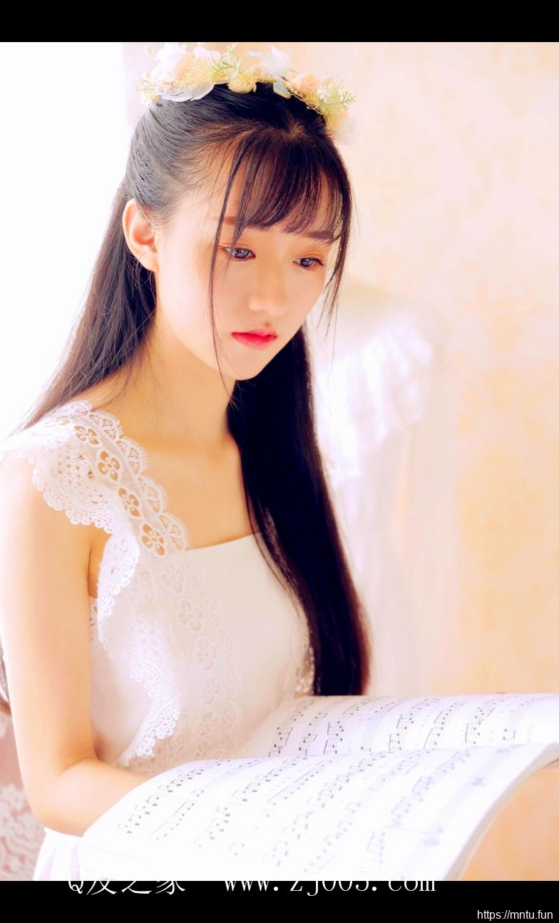 邻家妹妹极品美鲍亚洲美阴低胸裙诱惑写真