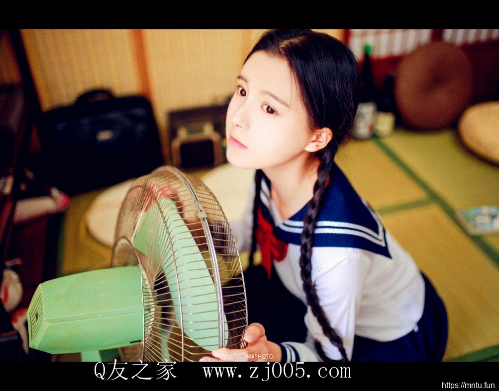 邻家妹妹极品美鲍亚洲美阴低胸裙诱惑写真