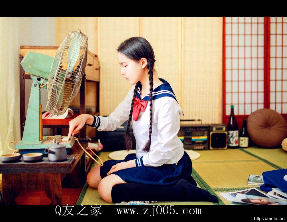 邻家妹妹极品美鲍亚洲美阴低胸裙诱惑写真