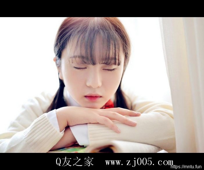 日韩短裙秘书美女大胆脱衣气质美女照片集