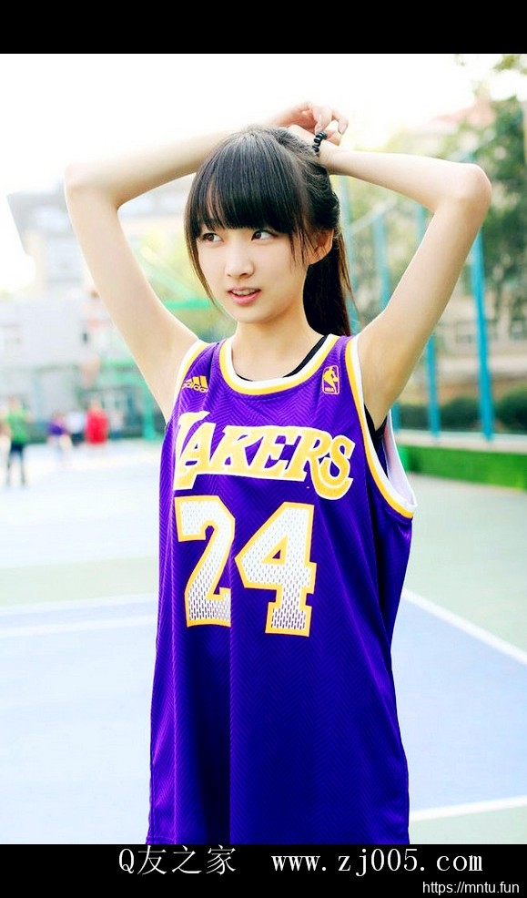 日韩短裙秘书美女大胆脱衣气质美女照片集