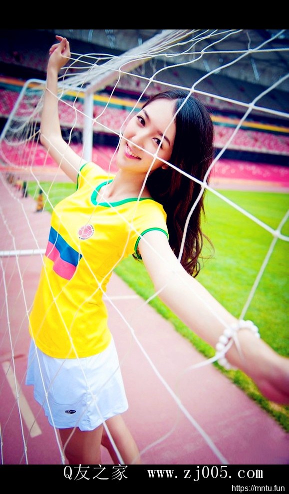 日韩短裙秘书美女大胆脱衣气质美女照片集