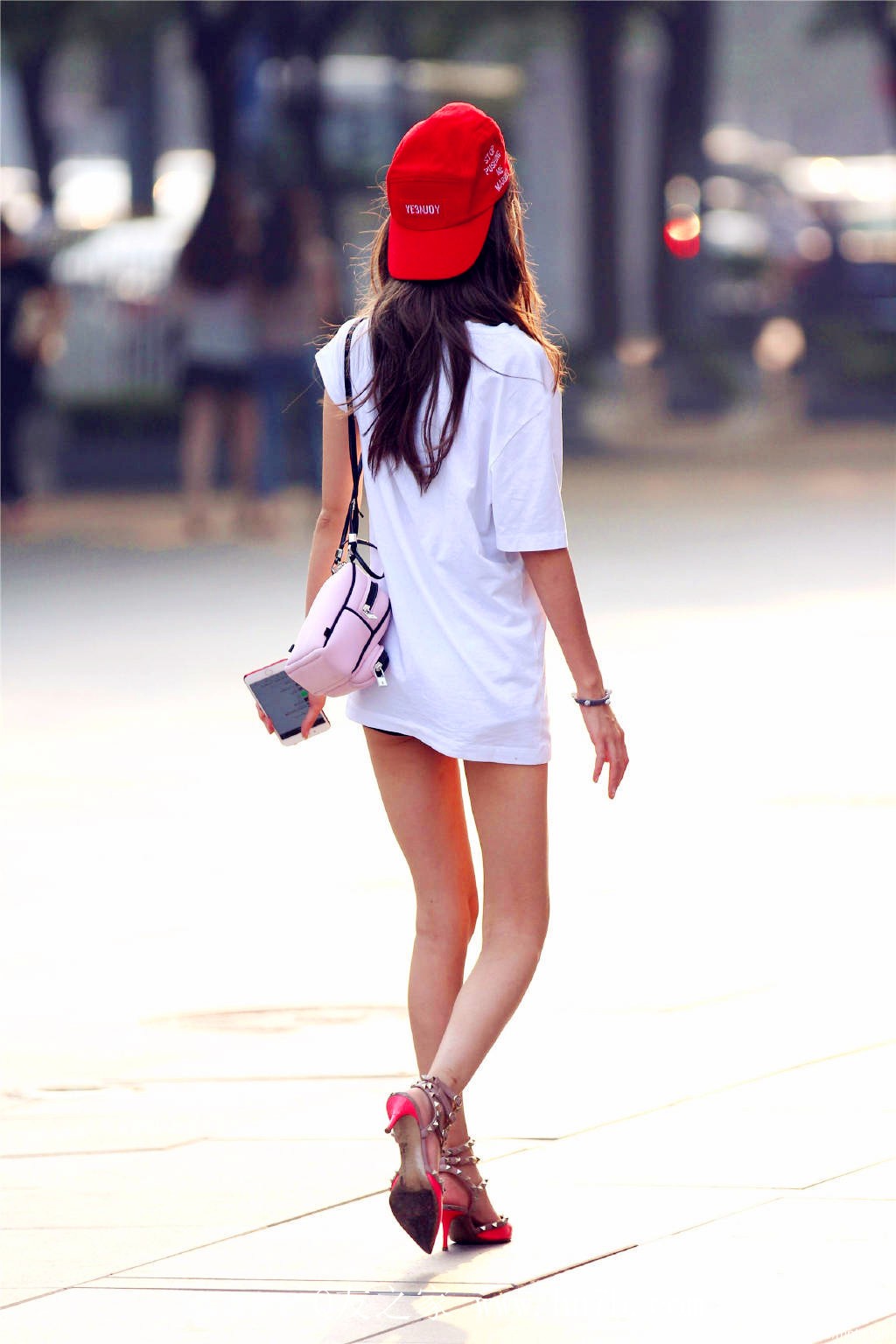 清纯妹子图时尚街拍美女114期  放纵的年代