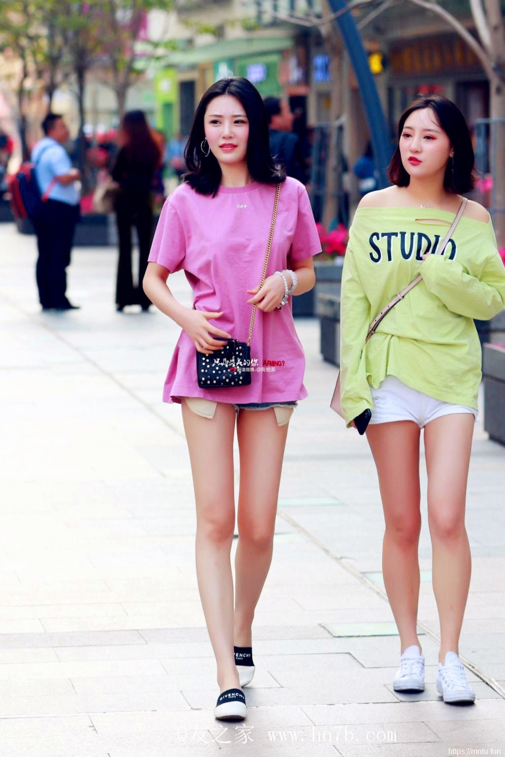 清纯妹子图时尚街拍美女114期  放纵的年代