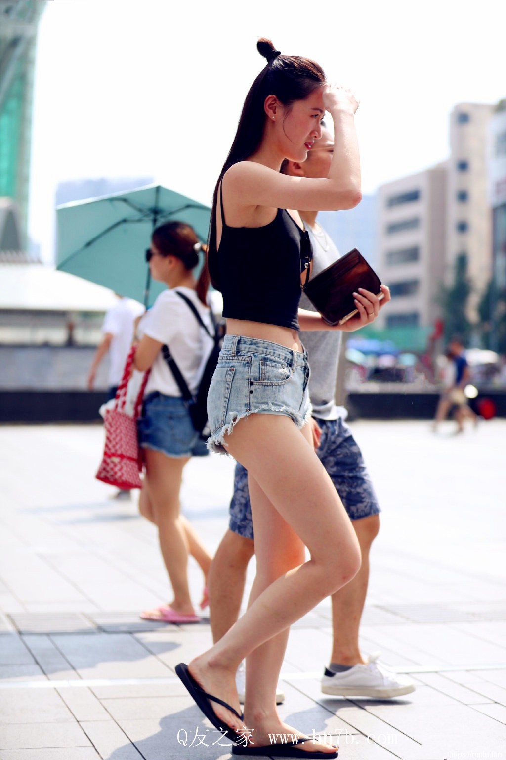 清纯妹子图时尚街拍美女114期  放纵的年代