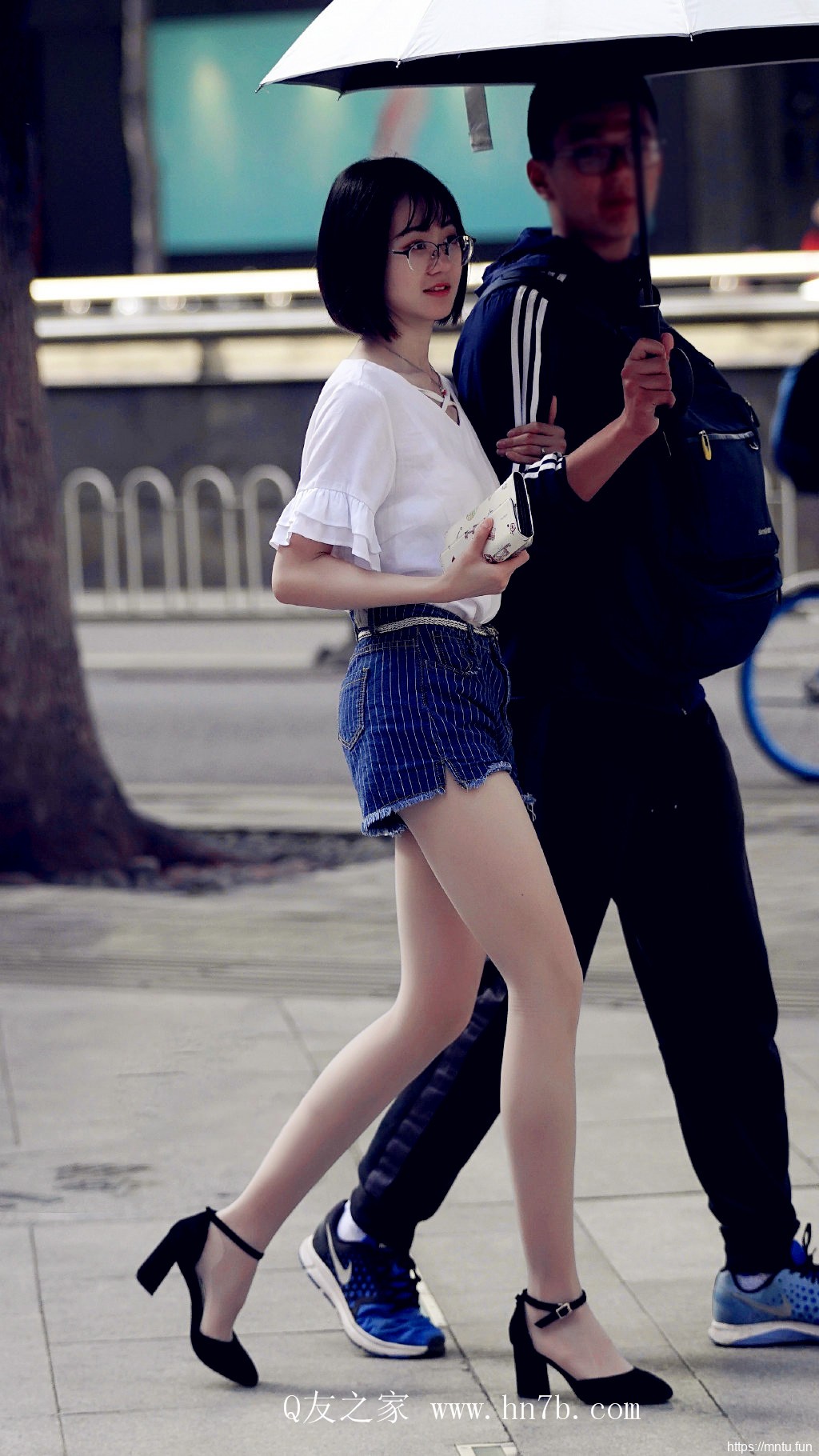 清纯妹子图时尚街拍美女114期  放纵的年代